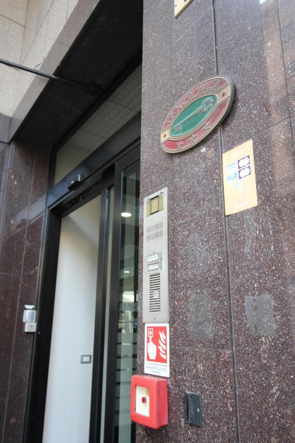 Hotel Croce Di Malta 诺瓦拉 外观 照片